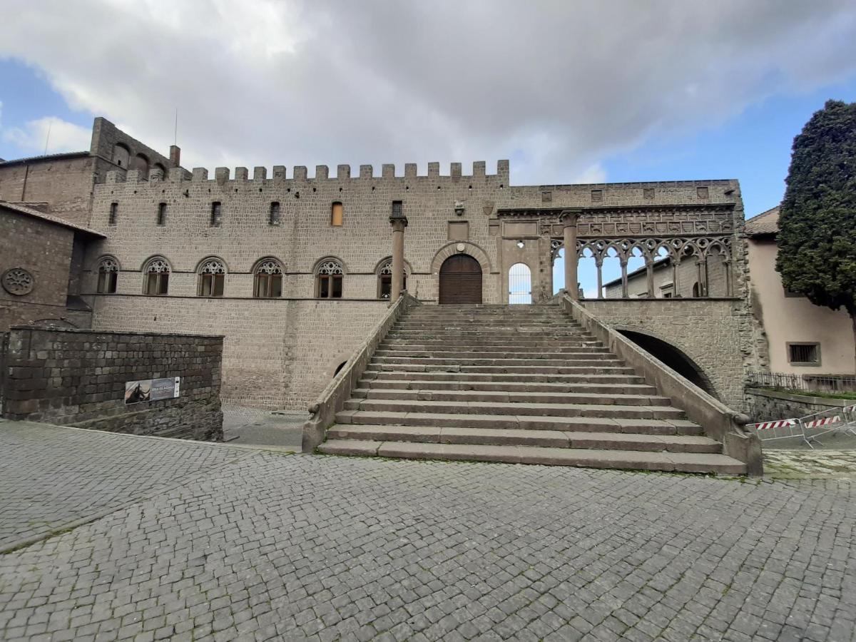 Al22 Di Piazza Del Gesu Hotel Viterbo Kültér fotó