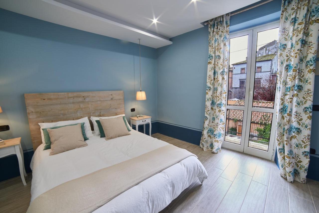 Al22 Di Piazza Del Gesu Hotel Viterbo Kültér fotó