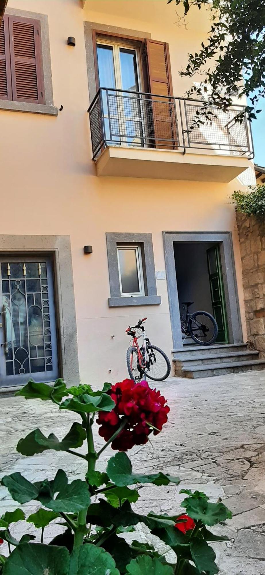 Al22 Di Piazza Del Gesu Hotel Viterbo Kültér fotó