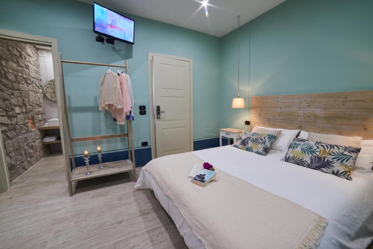 Al22 Di Piazza Del Gesu Hotel Viterbo Kültér fotó