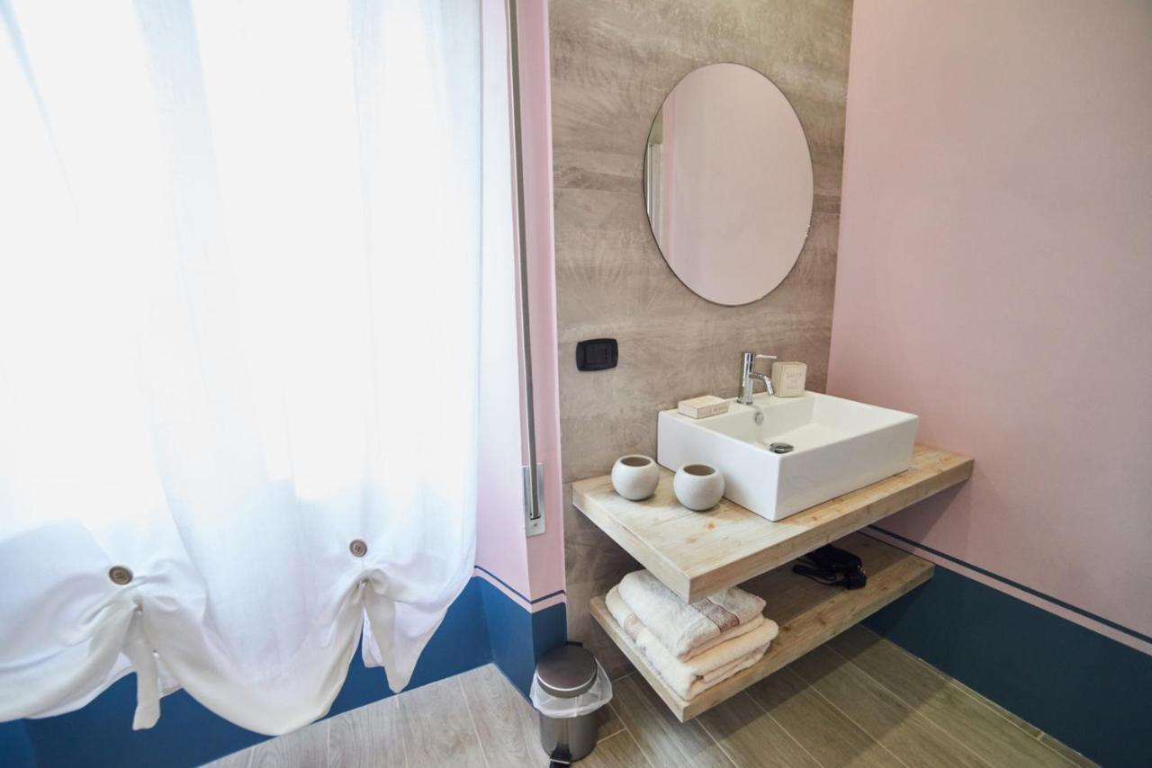 Al22 Di Piazza Del Gesu Hotel Viterbo Kültér fotó